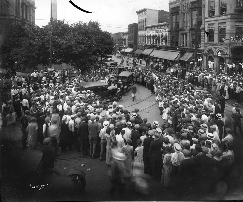 downtown Muncie circa 1924