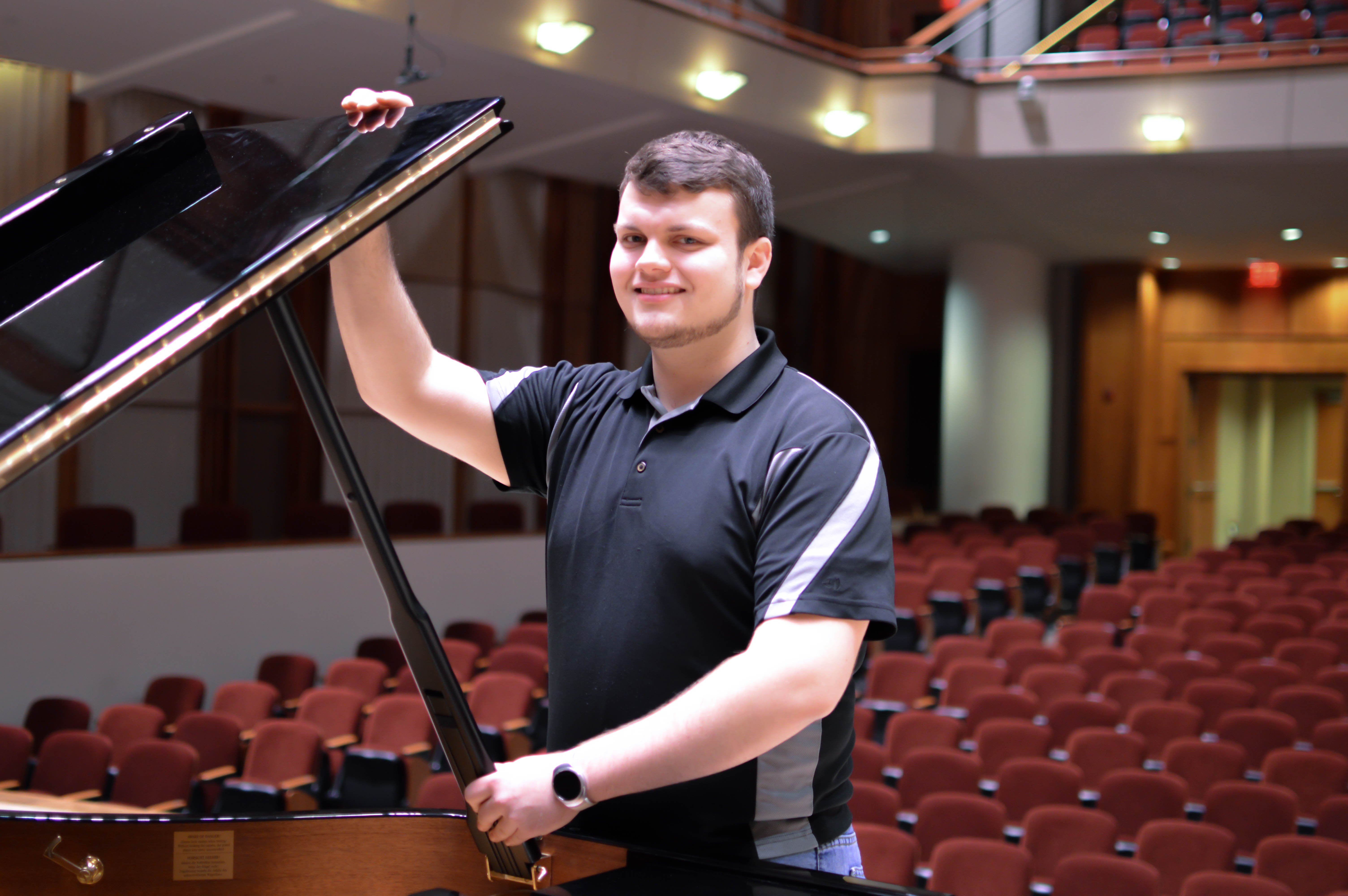 Daniel Daily - School of Music